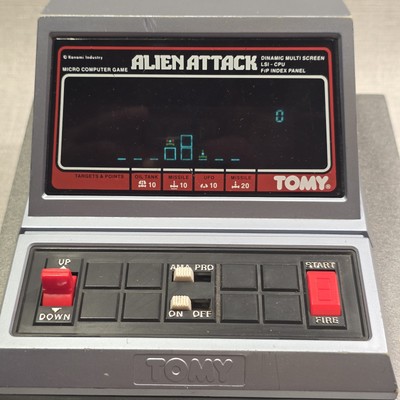 Tomy - Alien Attack Tisch Videospiel - funktionstüchtig - Vintage