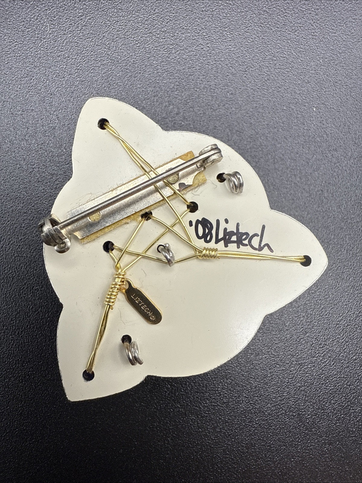 Liztech Celtic Trinity Knot - image 2