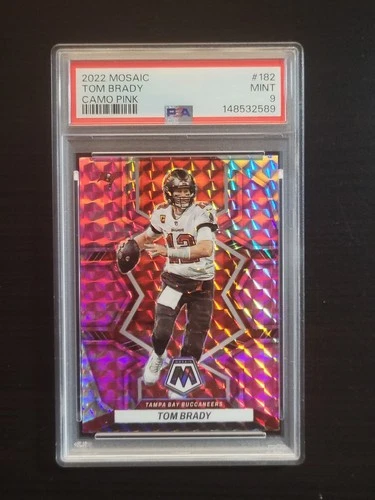 2022 Panini Mosaic #182 Tom Brady Pink Camo Prizm Buccaneers PSA 9 Mint