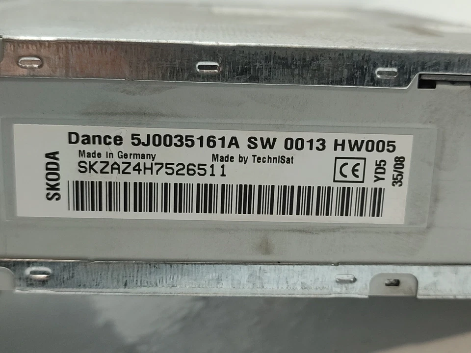 5J0035161A AUDIO SYSTEM / RADIO CD / 1997683 FOR SKODA FABIA 5J2  ACTIVE - Image 4 of 4