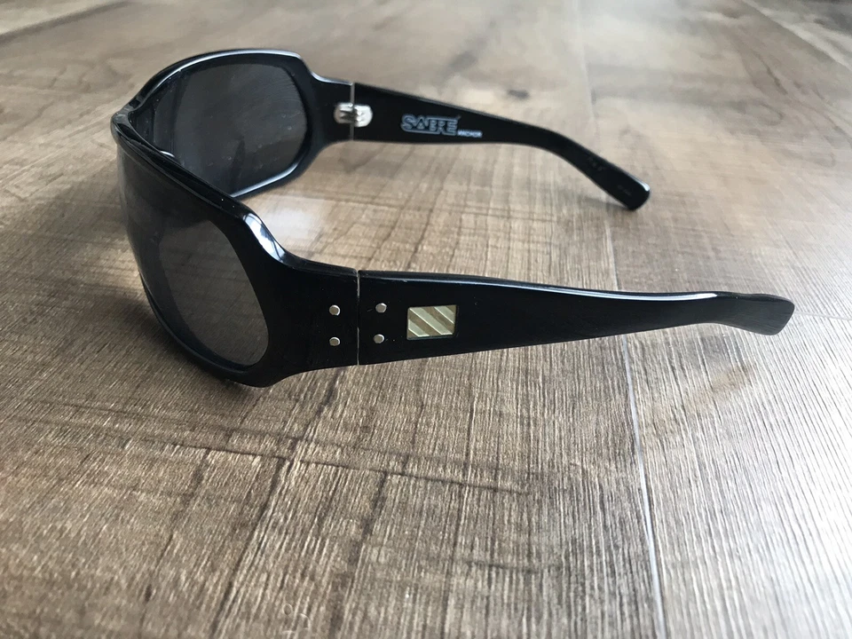 Sabre Vision - Gafas de sol Anchor - Negras - Lente gris - $100 Foto 2 de 4