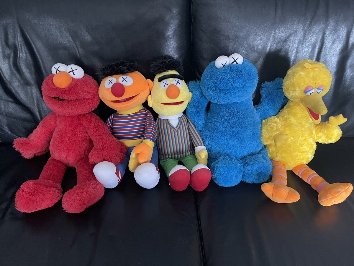 KAWS x UNIQLO Sesame Street Plush Toy Set | eBay KAWS x UNIQLO Sesame Street Plush Toy Set | eBay