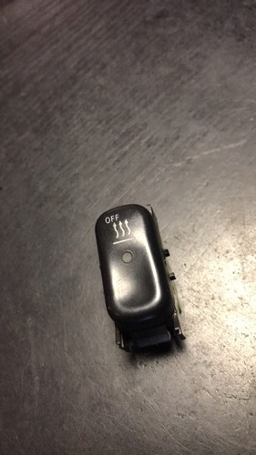 Mercedes-Benz A W168 Schalter Scheibenheizung 2108212651