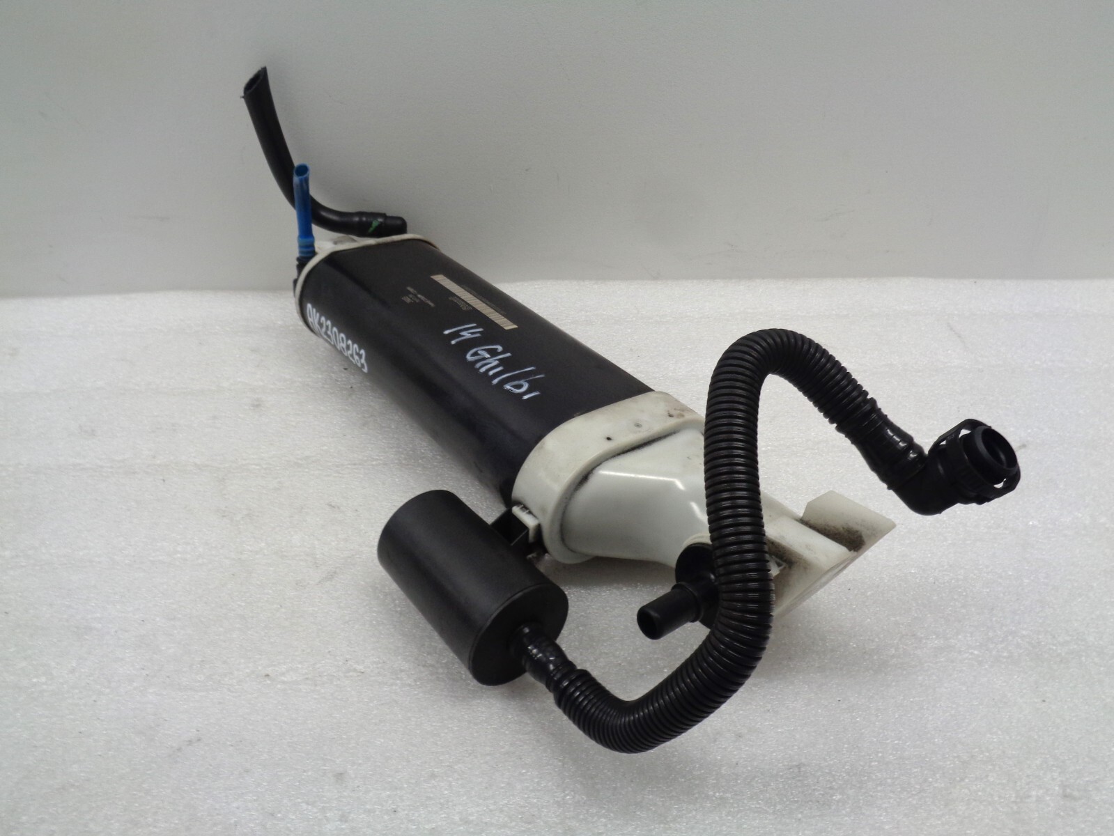 2014-2017 Maserati Ghibli Fuel Gas Tank Charcoal Evap Evaporator OEM AK2308263