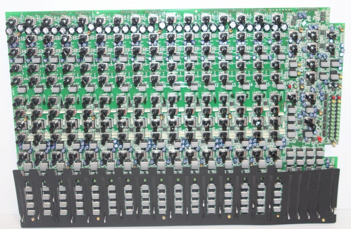 Main Control Board 0016823-02 - Mackie 1604-VLZ3 16-Channel Main Control Board 0016823-02 - Mackie 1604-VLZ3 16-Channel