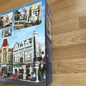 LEGO Creator Expert Parisian Restaurant 10243 Modular Buildings 2469 pcs 16+ Box