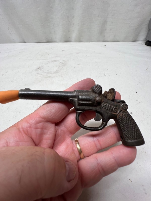 ~OLD~ ANTIQUE CAST IRON "KING" TOY CAP GUN (NO RES)