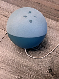 Amazon Echo Dot 4. Generation Smart Lautsprecher Twilight Blue