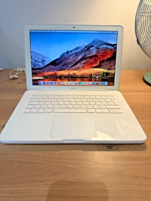 Apple MacBook A1342 | 250GB HHD | 2GB RAM | Fully Tested & Working - Image 1 of 4