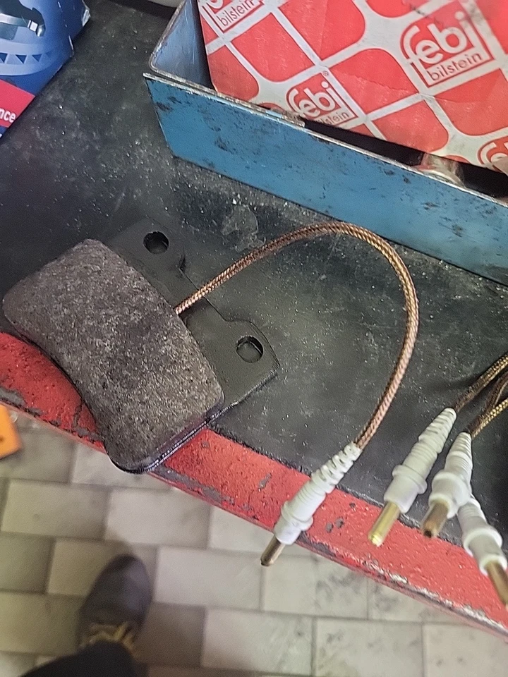 PASTIGLIE FRENO ANTERIORE REMSA PF0247.24 PER PEUGEOT 106 01/1990- 4 SENSORI - Immagine 2 di 4