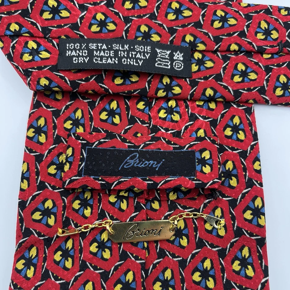 Corbata de cuello BRIONI ROJA geométrica hecha a mano 100% seda cadena Italia Foto 2 de 4