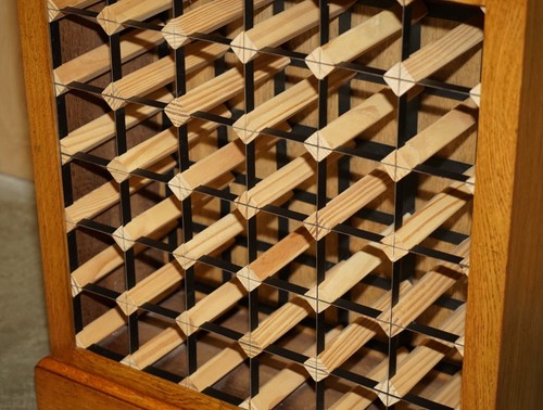 LOVELY RECLAIMED POLLARD OAK 36 BOTTLE WINE CHAMPAGNE RACK SIDEBOARD WITH DRAWER - Picture 5 of 19