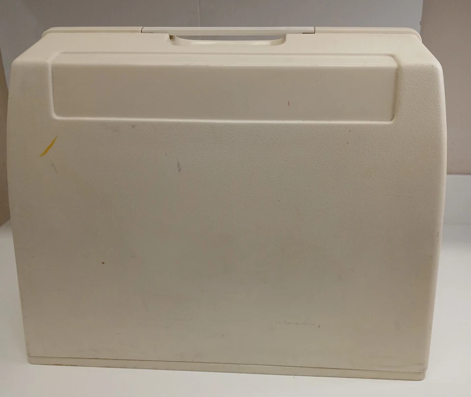 Universal Sewing Machine Hard Storage Carrying Case - Image 2 of 4