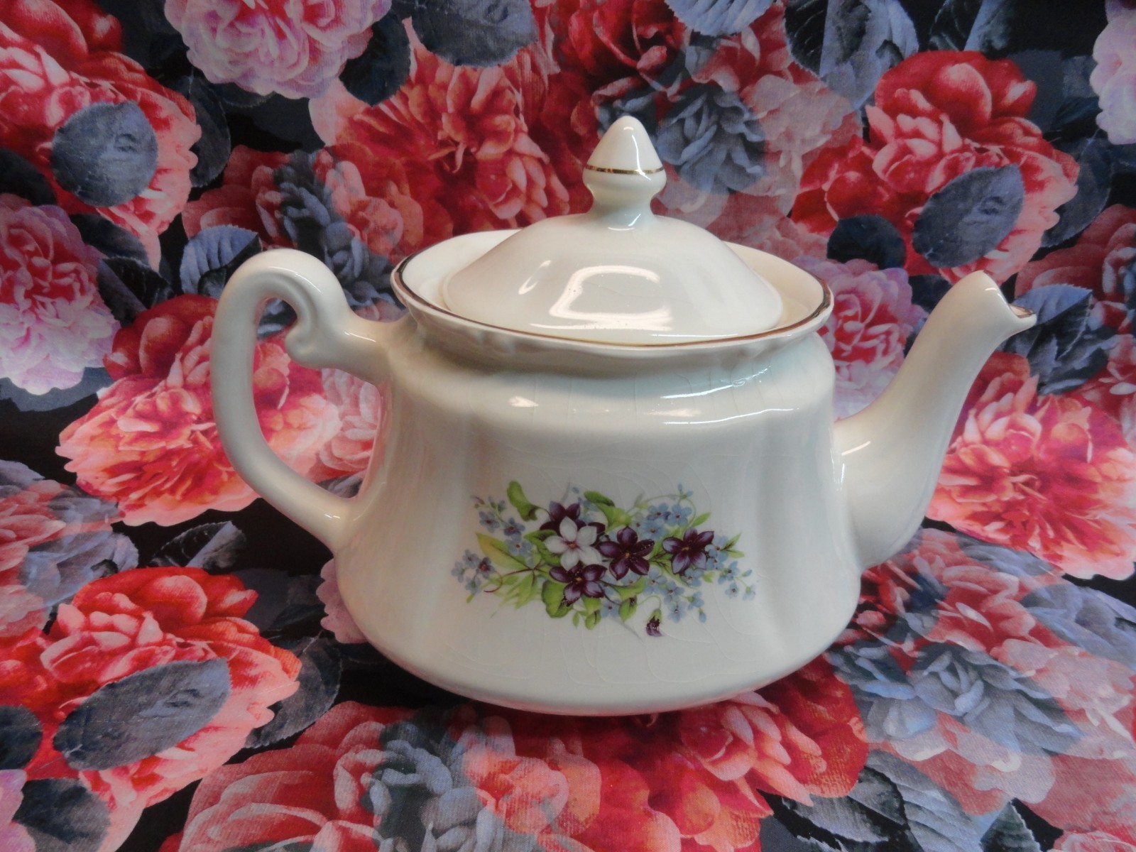 Price Kensington Pottery Teapot Tea pot Floral Pansy Gold Trim England