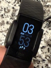 Fitbit Charge 4 With Charger Near Mint Condition Black OG Wrist Band