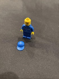 Lego Octan Worker Minifigure from 10184 Town Plan 