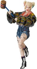 Birds of Prey  Harley Quinn  Caution Tape Jacket Version  Mafex Action Figure...