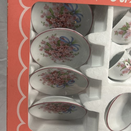 Reutter Porzellan Kinder Tea Set Germany Pink Floral Miniature Toy in Box - Picture 3 of 5