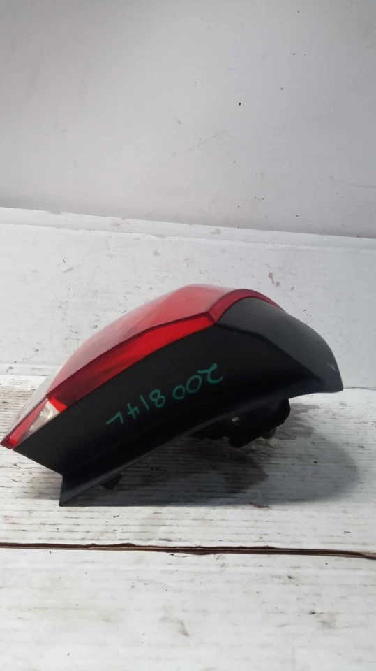 Used Left Inner Tail Light Assembly fits: 2014 Volkswagen Golf gti exc. City Htb - Image 2 of 4