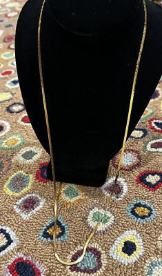 MONET VINTAGE 1980 1990S GOLD FLAT HERRINGBONE CHAIN 30'' LONG NECKLACE EUC