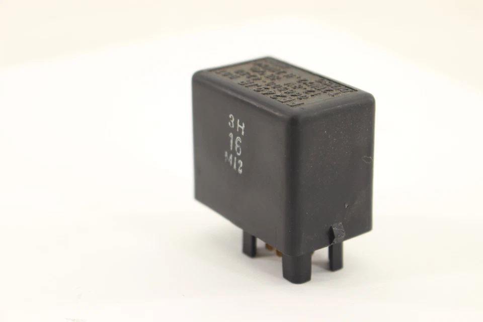 Interruptor intermitente relé intermitente intermitente señal de giro fabricante original Suzuki GSXR750 38610-03F00 Foto 3 de 4