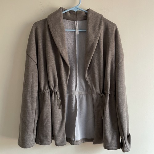 Fabletics womens grey active wear 