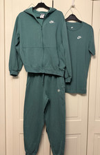Nike green fleece full tracksuit & cotton T-shirt set XL youth 158-170cm