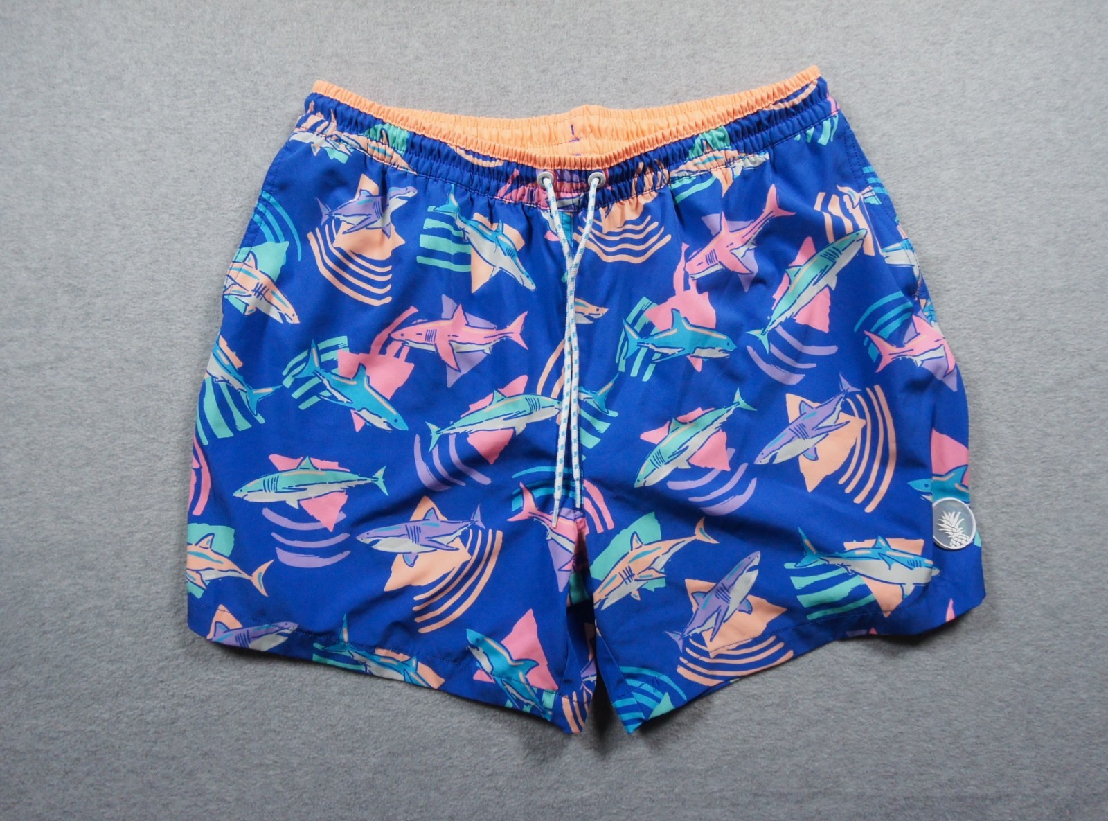 Chubbies Shorts Mens XLarge Blue Boardshorts 5.5" Inseam Swimwear Trunks Sharks
