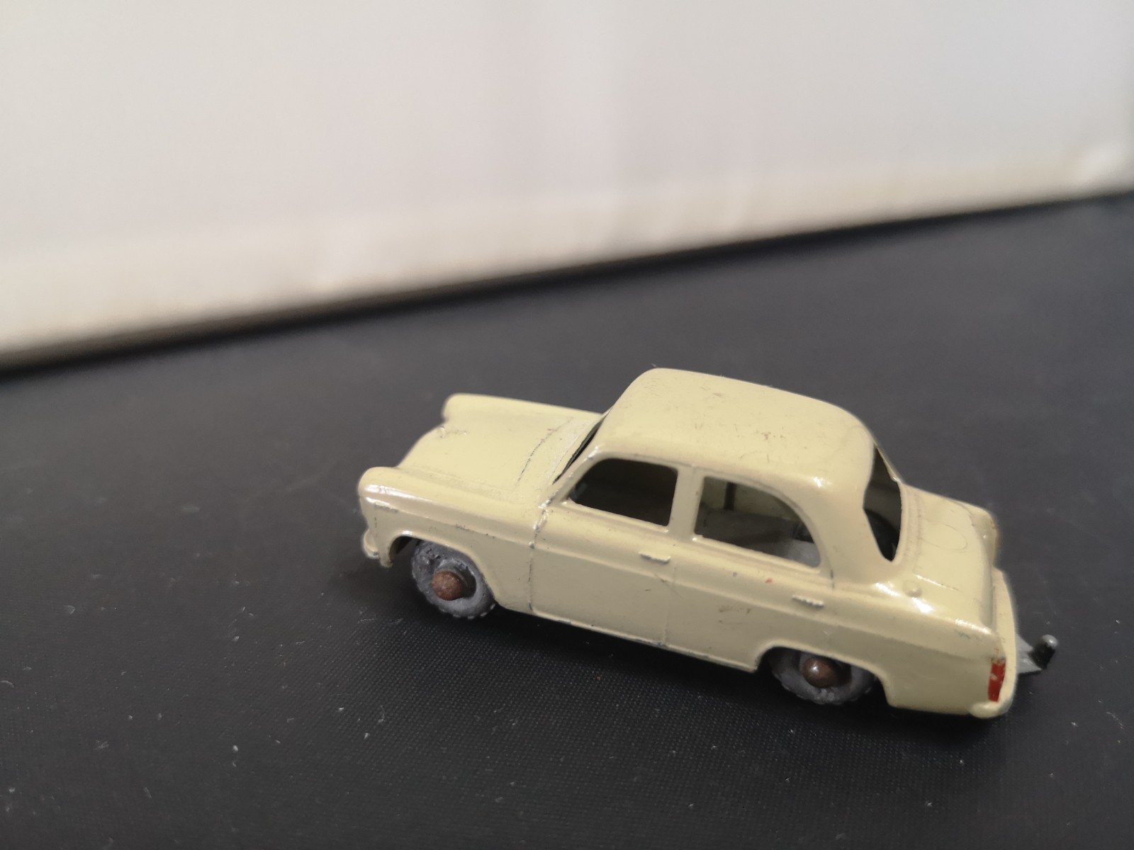 Matchbox 30a, Ford Prefect - Free Price Guide & Review