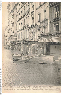 AQZP15-1090-75 - PARIS-FLOOD - Rescue at Place Maubert by Les Cano