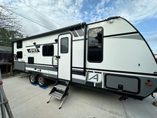 2021 Coachmen Apex Ultra-Lite 245 BHS