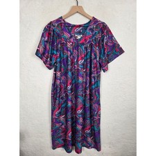 Vtg Anthony Richards Muumuu House Dress Purple Paisley Pockets Medium Comfy