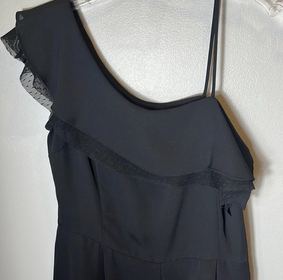 Pantalones Cortos Zara M Mameluco Un Hombro Bolsillos Poliéster Asimétrico Foto 2 de 4