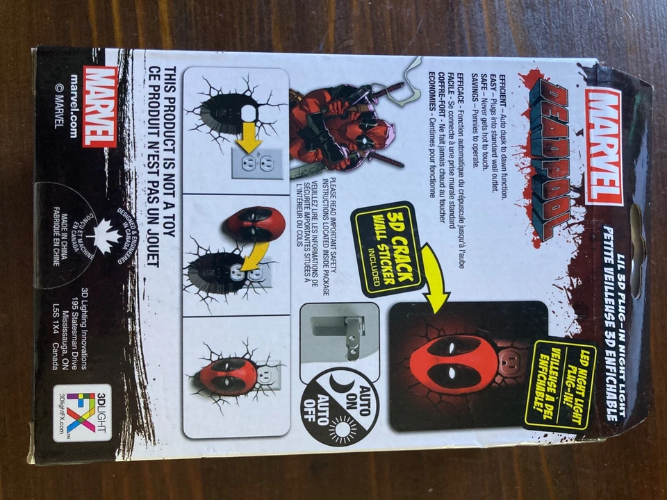 Máscara Deadpool con luz 3D Marvel decoración de pared luz nocturna LED funciona calcomanía Foto 2 de 4