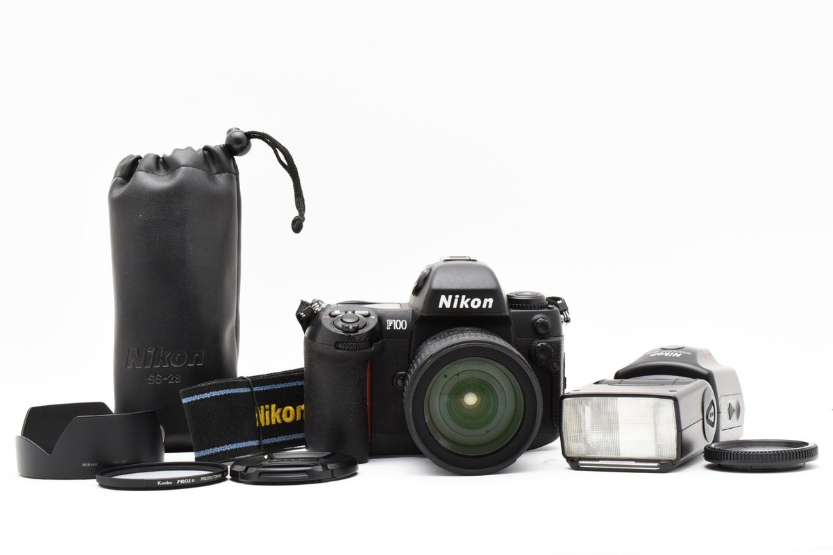 Nikon F100 + AF-S NIKKOR 24-85mm