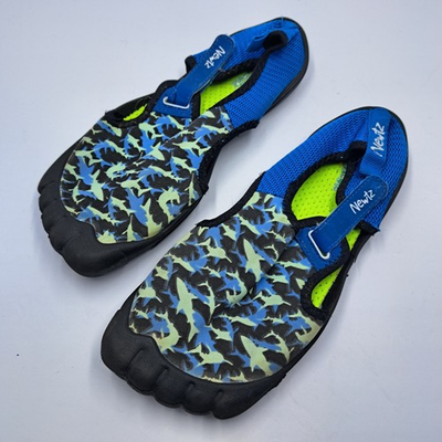 #ad Newtz Shark Water Shoes Youth Boy#x27;s Size 6 Blue Gray Neon Green Aqua Socks $7.99