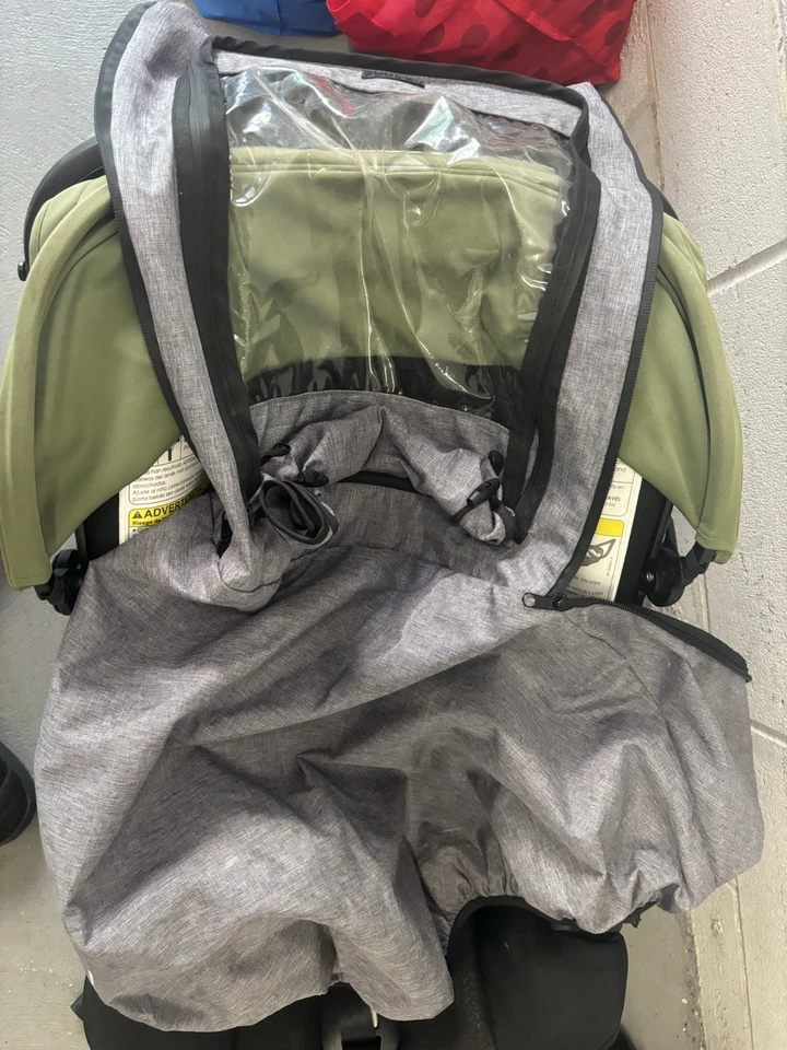 Marco Cochecito Bebé Doona + Accesorios (Sin Asiento de Coche) - Gris Tormenta - Excelente Foto 4 de 4