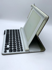 Logitech Y-R0040 White Black/White Magnetic Folio Keyboard 820-005843