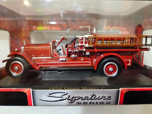 Road Signature Series 1924 Stutz Model C Fire Engine Truck DieCast 1:43 NIB - Picture 2 of 7
