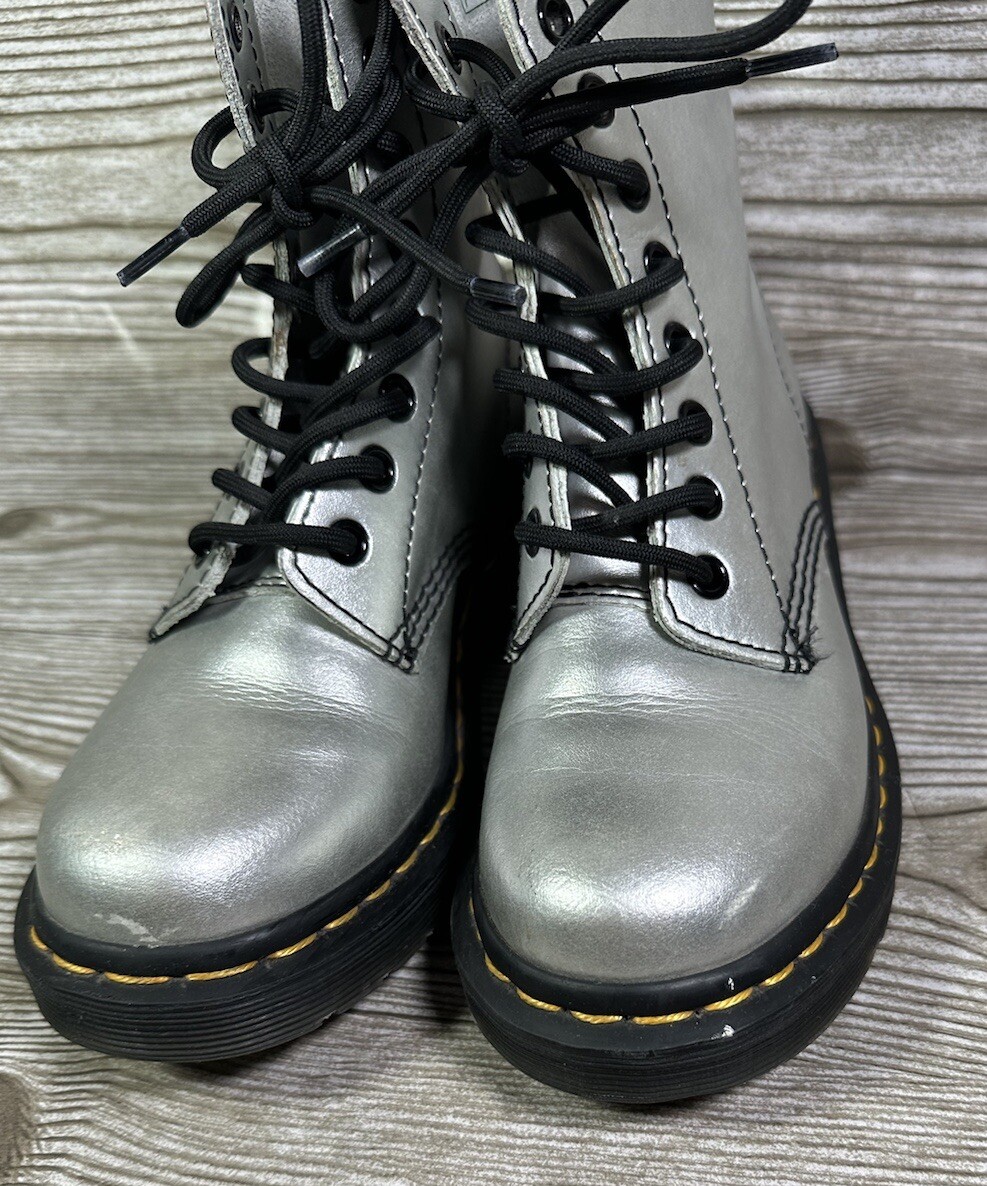 Dr. Martens Women’s Docs Leather Pascal Silver 8 Eyelet Combat Boots Size 5 thumbnail 7