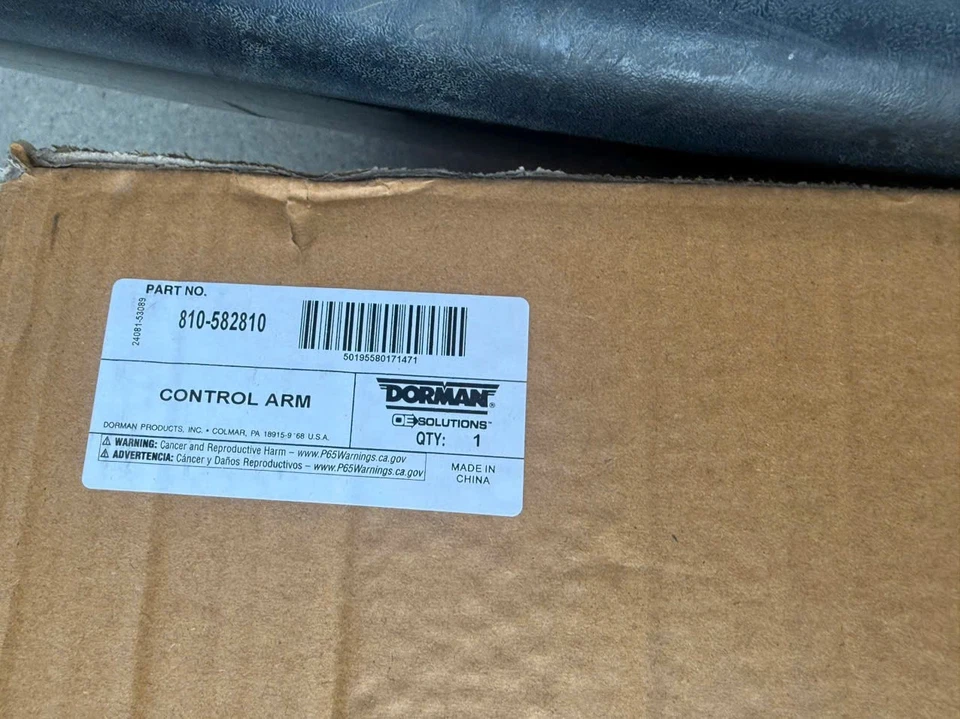 Braço de controle Dorman dianteiro passageiro lado direito inferior com bucha(s) mão(s) - Imagem 2 de 2