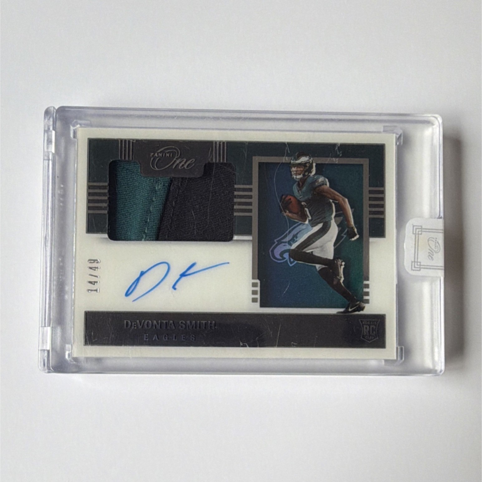 2021 Panini One Premium Rookie Patch Auto DeVonta Smith #120 /49 Eagles