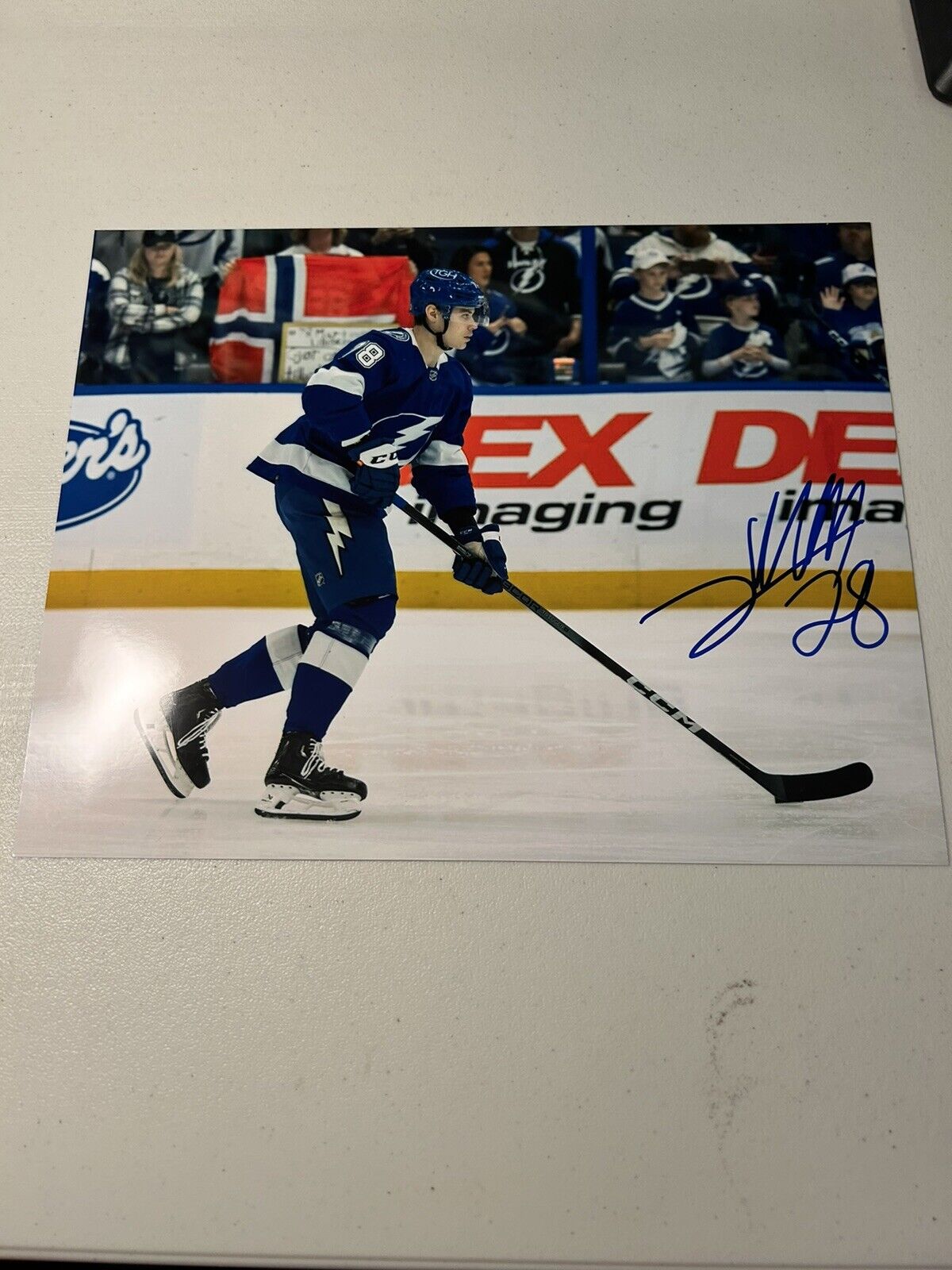 Picture 1 of 1