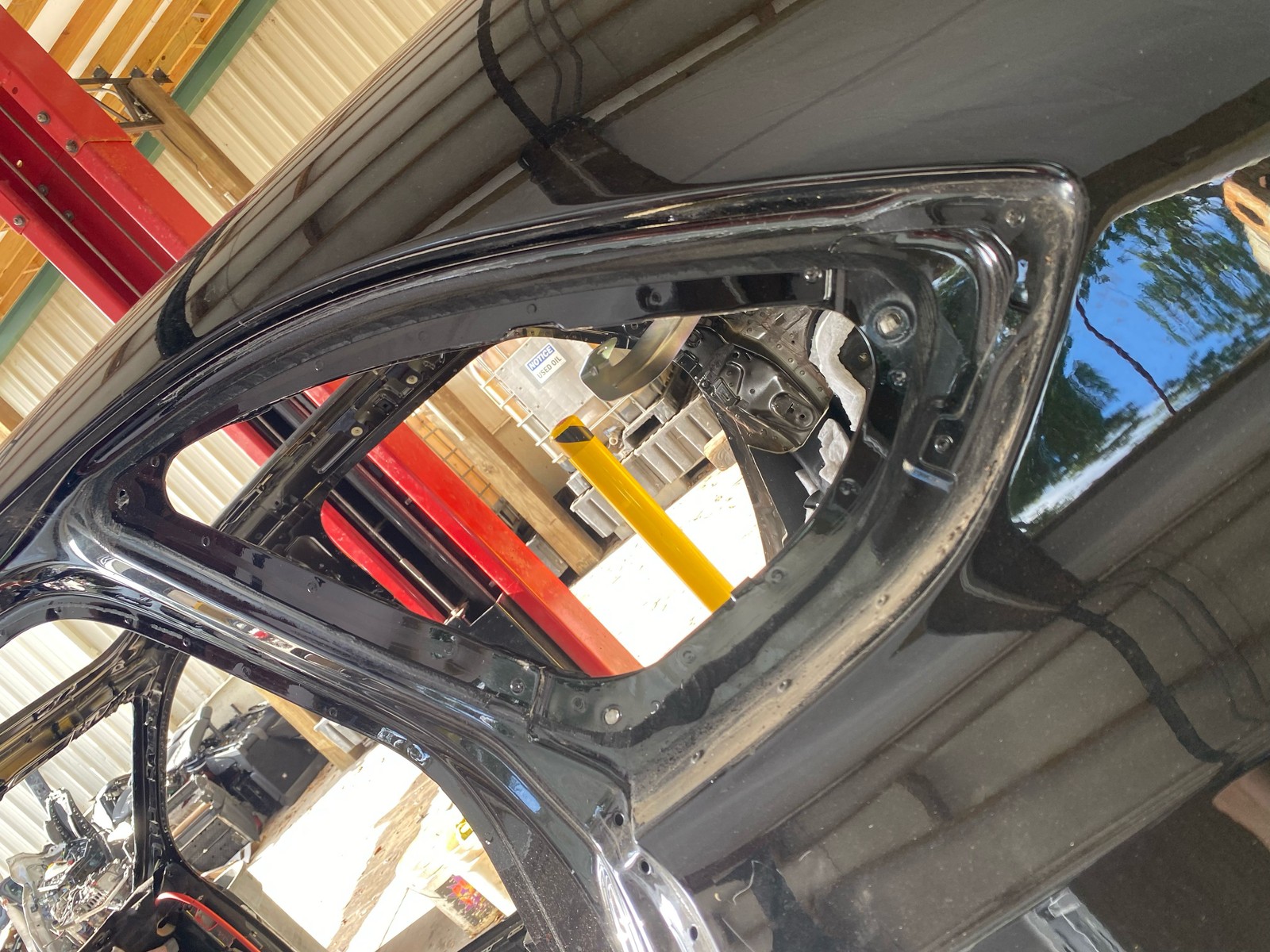 2016-2020 BENTLEY BENTAYGA OEM LH LEFT REAR BODY QUARTER PANEL *STRUCTURE CUT*