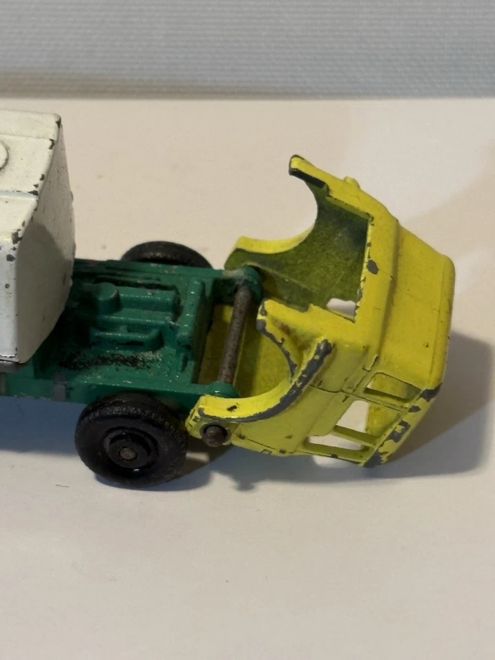 Vintage 1960's Die Cast Matchbox Lesney # 25 BP Bedford Petrol Tanker - Image 4 of 4