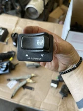 PETERBILT AIR SLIDE VALVE 08 03333 009