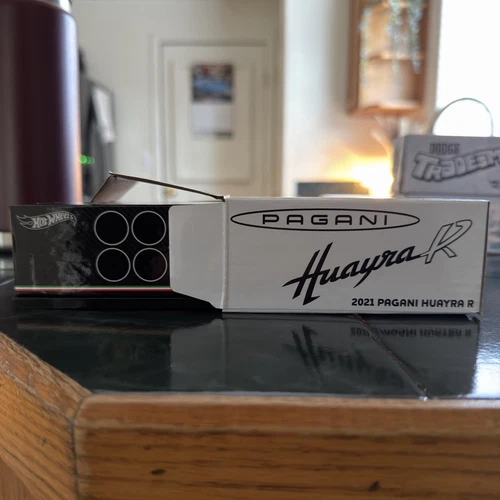 Hot Wheels Red Line Club Pagani Huayra R 1:64 Silver Black Diecast w/ Case