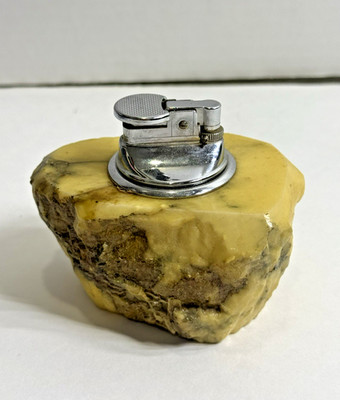 Vintage Alabaster Table Lighter Italy Flint Works Needs Fluid