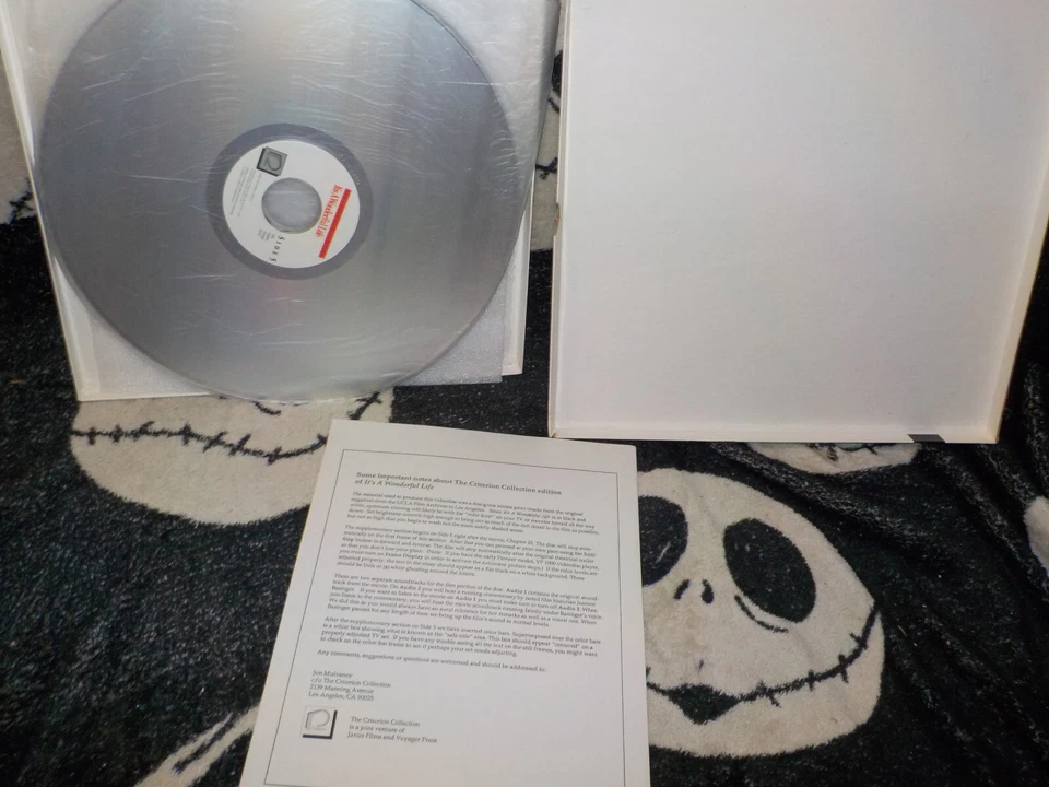 It's A Wonderful Life Criterion CAV Laserdisc LD +Extras Box Set Free Ship $50 - Image 3 of 4