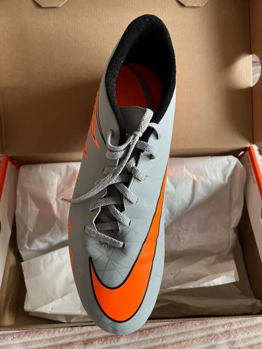 Nike JR HYPERVENOM PHADE 11 SG Size 5 eBay